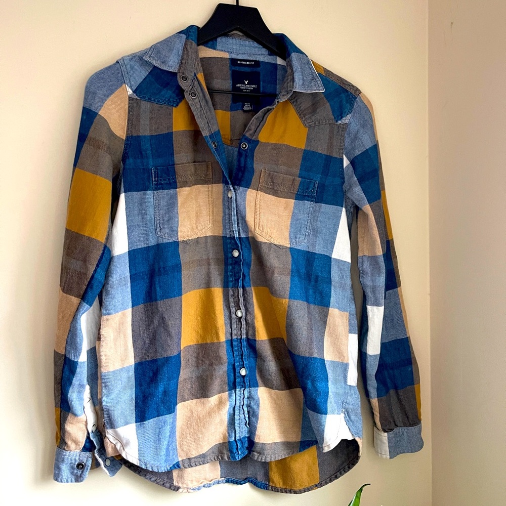 American Eagle Boyfriend fit flannel size XS